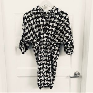 Dora Landa Houndstooth Sheath Dress Cinched Waist